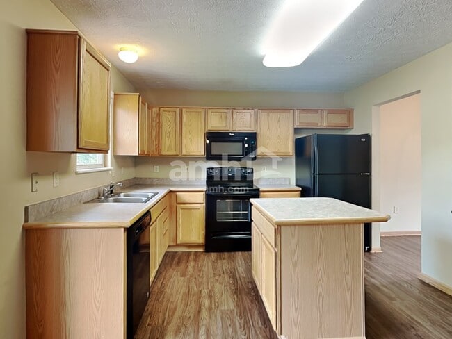 Building Photo - 438 Rothgate Dr