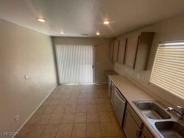 Foto del edificio - 6223 Lone Cypress Ct