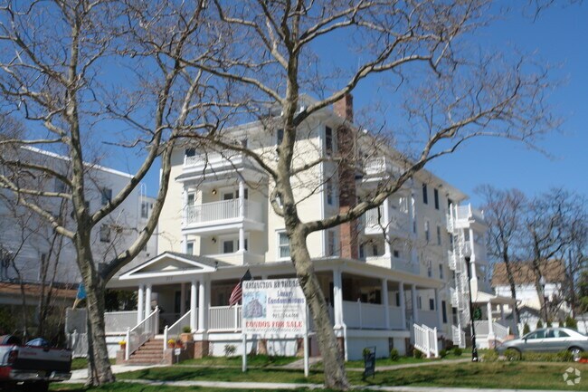 Foto del edificio - 317 6th Ave