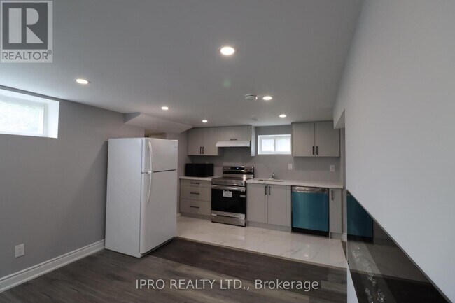 Building Photo - 81 Gretna Dr