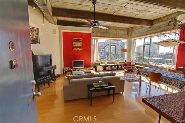 Building Photo - 140 Linden Ave