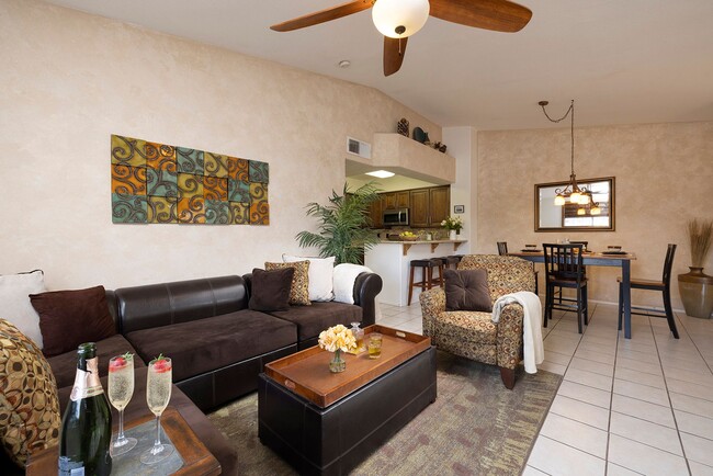 Foto del edificio - Entertainer's 2 Bd, 2 Bth Furnished Summer...