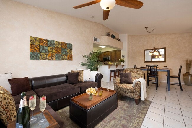Building Photo - Entertainer's 2 Bd, 2 Bth Furnished Summerlin Condo