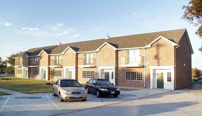 Alternativa Vista al edificio 1 - 255 N Dallas Ave