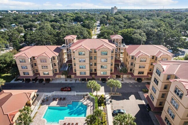 Foto del edificio - 630 Wells Ct