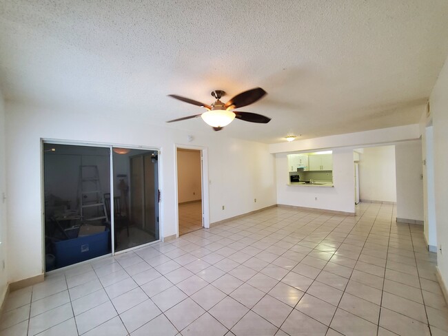 Building Photo - 455 NE 210th Circle Ter