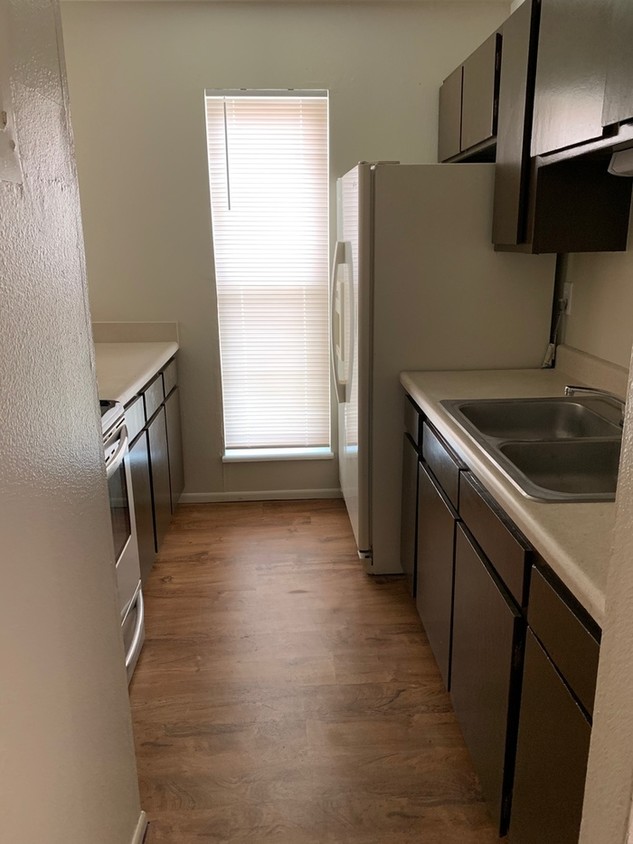 Foto principal - 4420 Loomis Ave