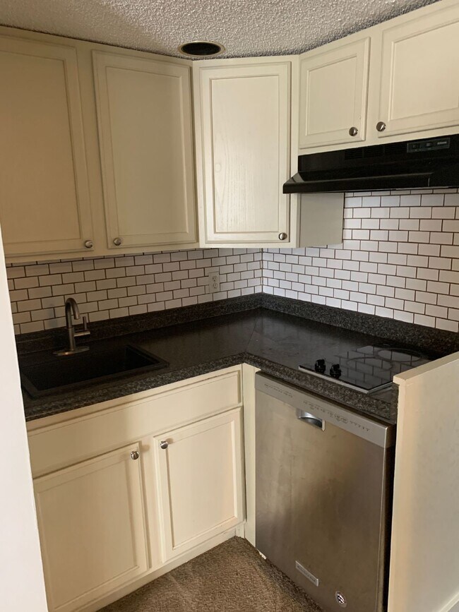 Foto del edificio - "Cozy 1-Bedroom Retreat in Nashville – Per...