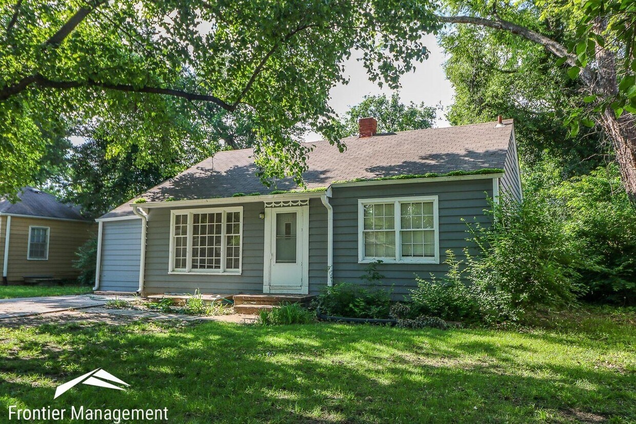 Foto principal - 4 br, 2 bath House - 1125 Pomeroy St.