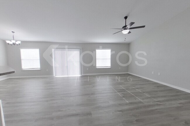 Foto del edificio - 15952 SW 24th Court Rd