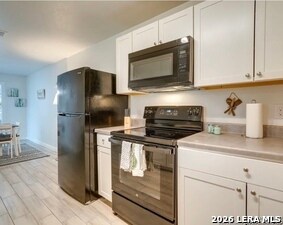 Building Photo - 6423 Melissa Ann St