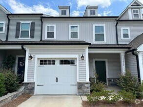 Building Photo - 11912 Basking Dr