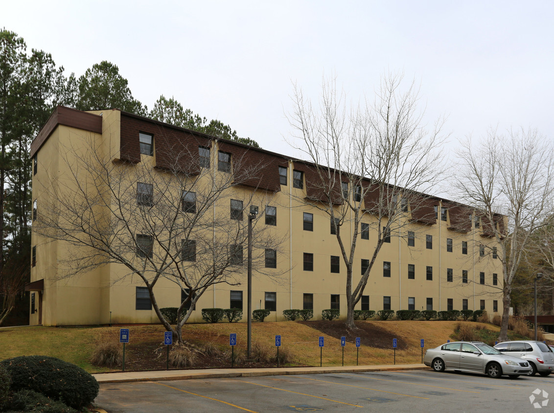 Primary Photo - Amberwood Apartments