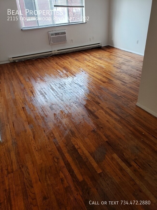 Building Photo - 2115 Collingwood Blvd