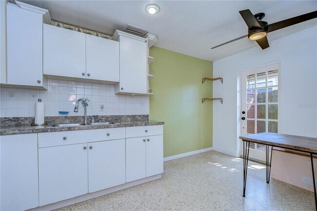 Foto del edificio - 4944 5th Ave N