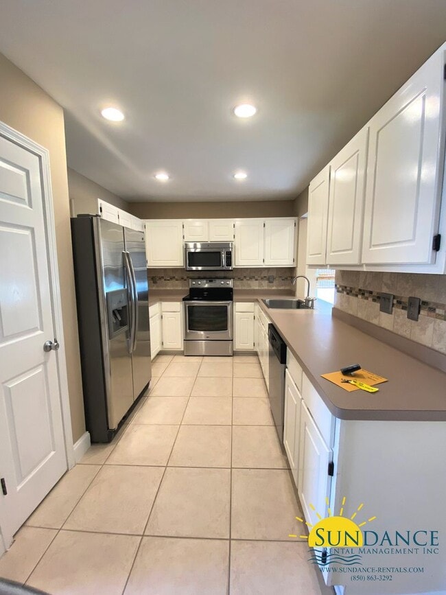 Building Photo - Adorable 3 Bedroom Home in Fort Walton Beach