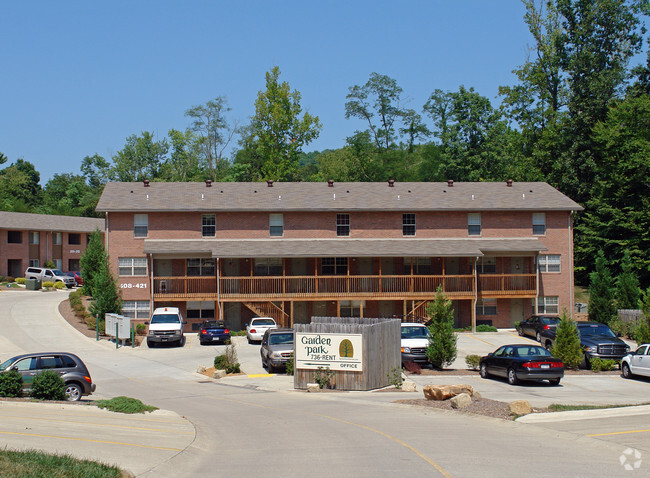 Building Photo - Garden Park Apartments