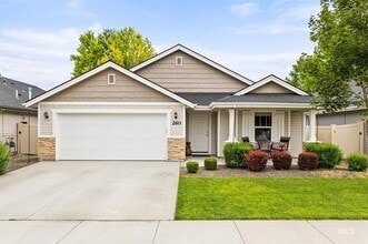 Building Photo - 260 W Waukesha St