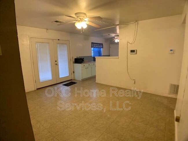 Foto del edificio - 1029 SE 40th St