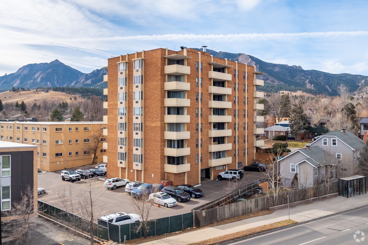 Building Photo - San Marco North Condominium