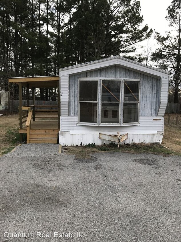 Foto principal - 1307 W Main St