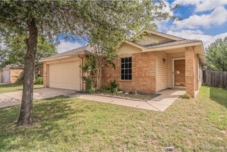 Building Photo - 652 Rosario Ln