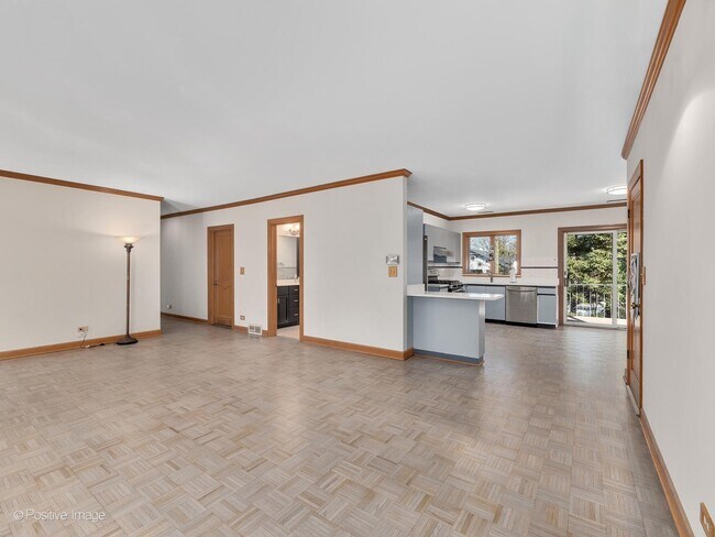 Building Photo - 3205 Mulberry Ln