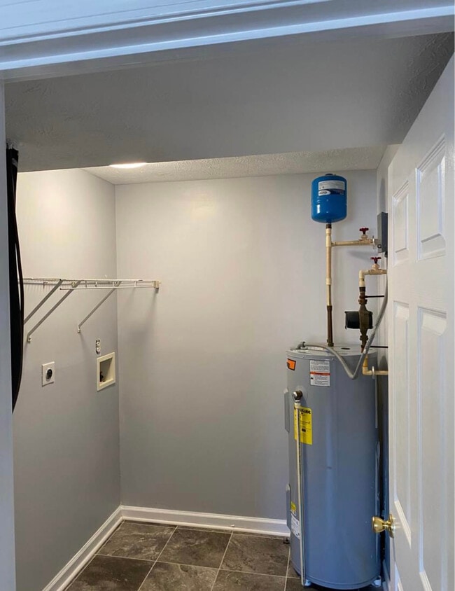 Sala de lavado y secado - 106 Kenilworth Ct