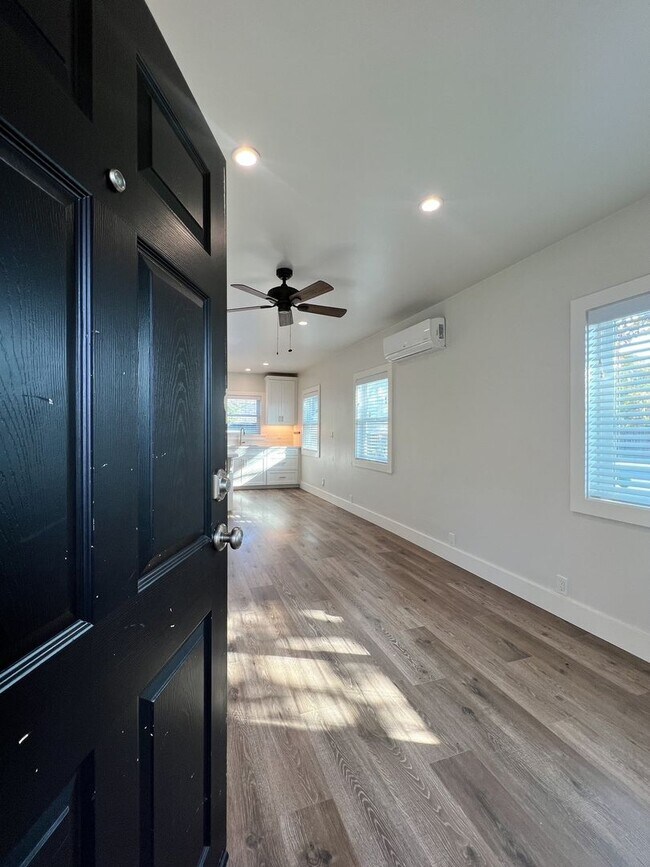 Building Photo - Yajome, 2100-2118*