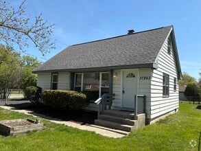 Building Photo - 37863 Harper Ave
