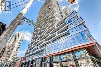 Building Photo - 85 Wood St