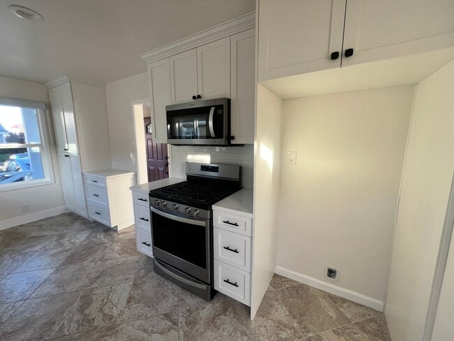 Foto del edificio - Beautifully Maintained 3 bedroom home