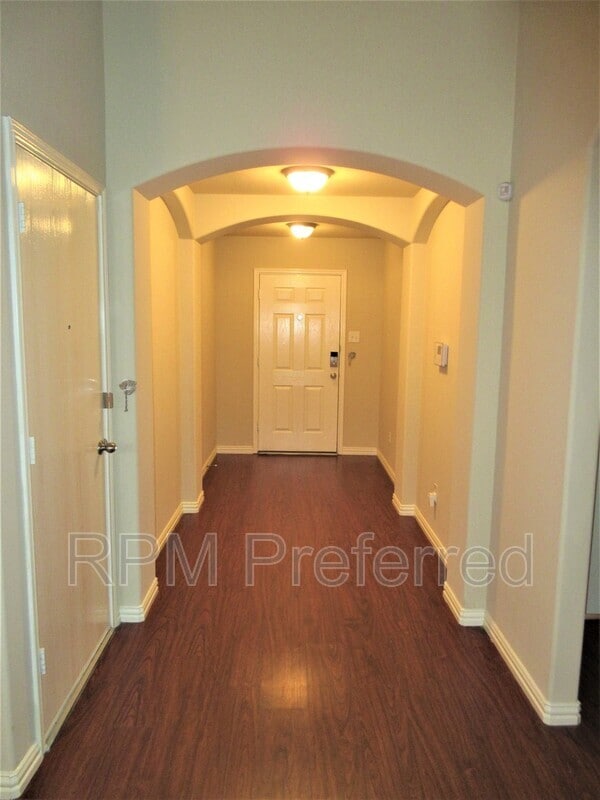 Building Photo - 21226 Wortham Oaks Dr