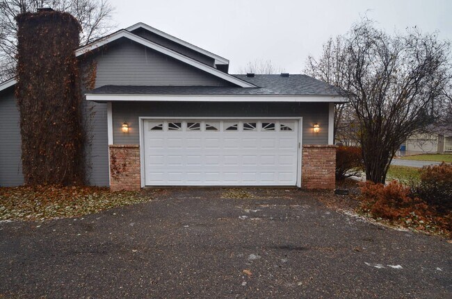 Foto del edificio - 5415 Norwood Ln N