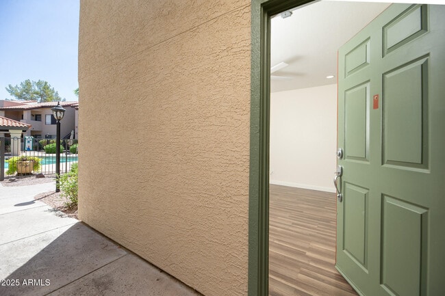 Foto del edificio - 7008 E Gold Dust Ave