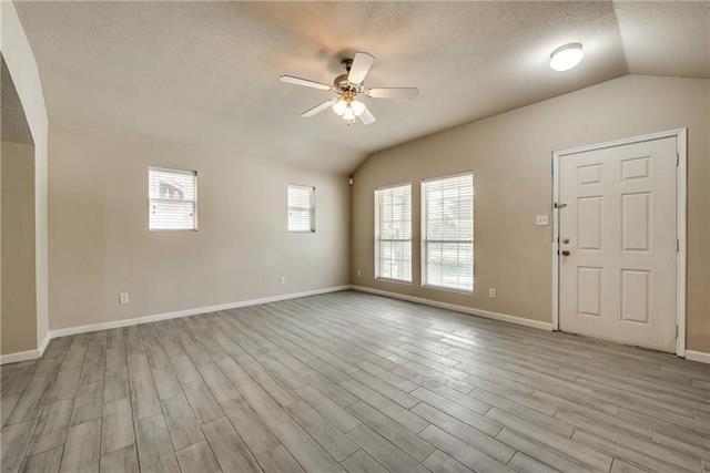 Foto del edificio - 952 Bentwood Trail