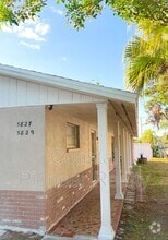 Building Photo - 5829 Elm St