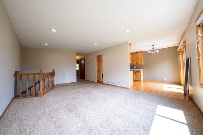 Building Photo - 1120 Westbury Path