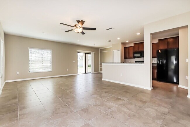 Building Photo - 4221 Globe Thistle Dr