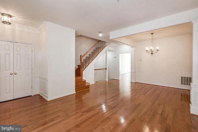 Foto del edificio - 13953 Lullaby Rd