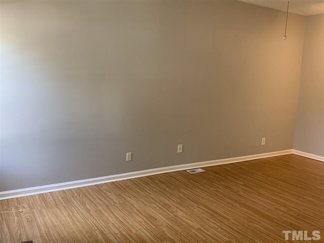 Building Photo - 6103 Loch Laural Ln