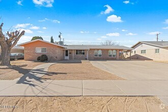 Building Photo - 9942 Lockerbie Ave