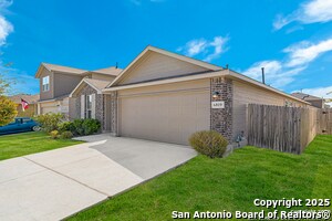 Building Photo - 6819 Whisper Grv