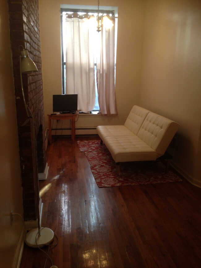 Foto del edificio - 234 W 123rd St