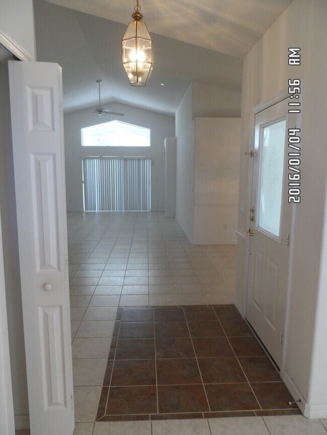 Foto del edificio - 4702 Prairie Point Blvd