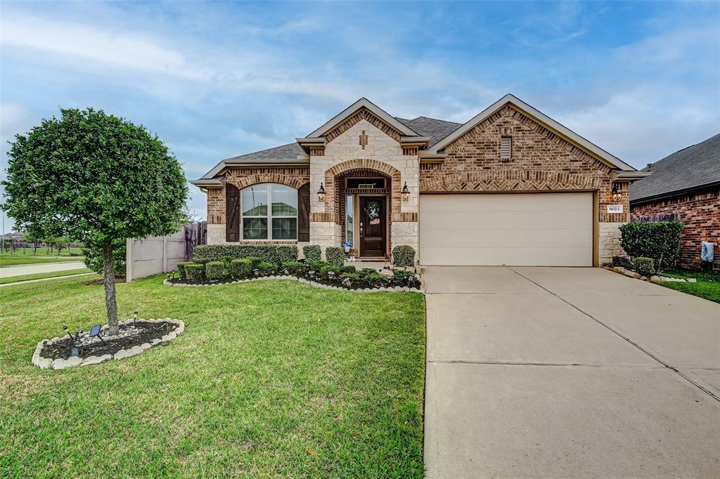 Foto principal - 8023 Caden Mills Ln