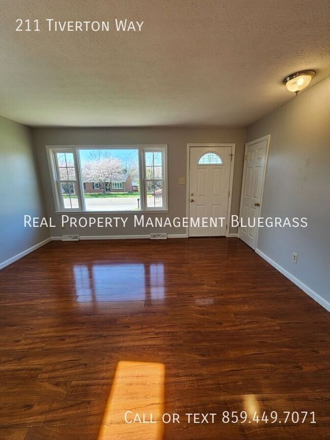 Foto del edificio - 211 E Tiverton Way