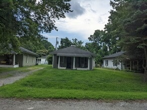 Building Photo - 255 W Magnolia Dr