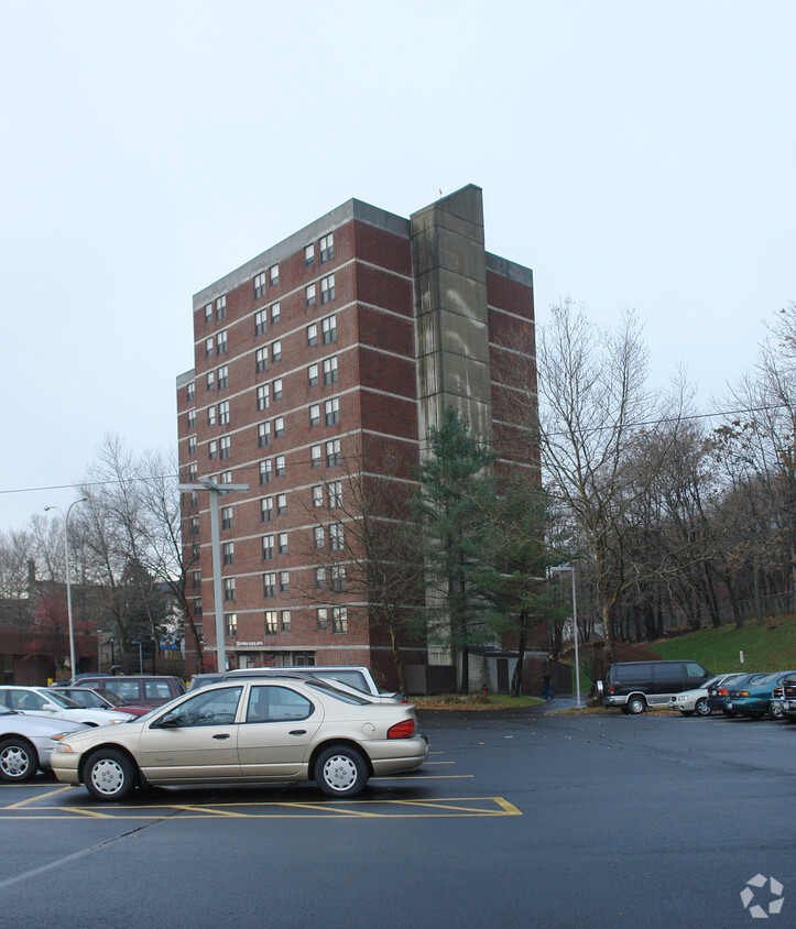 Primary Photo - Cayuga Plaza Apartments