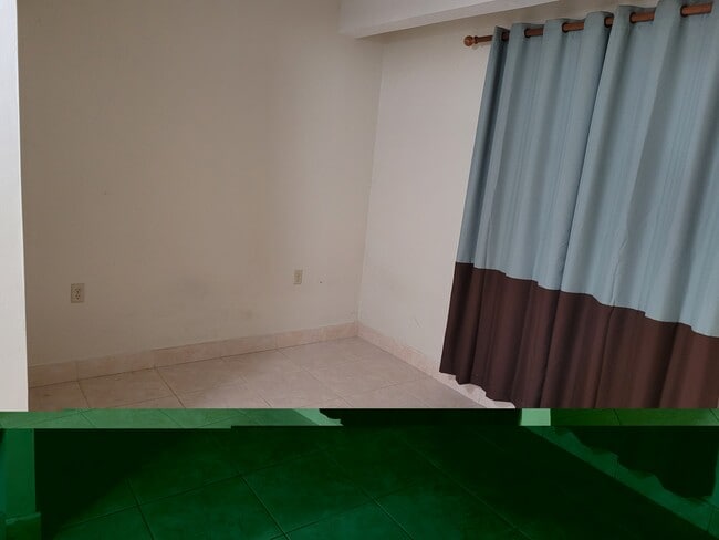 Building Photo - 1330 SW 102nd Ct